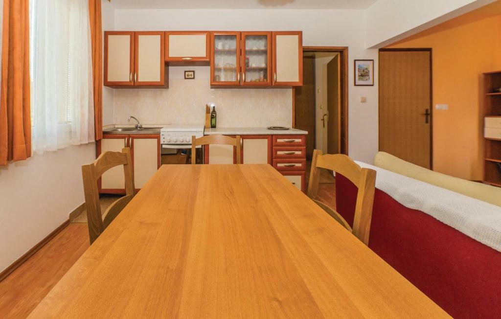 Apartment Diana - Great Location, Cosy 2 Bedroom, 2 Bathroom Apt 쿠클리차 외부 사진