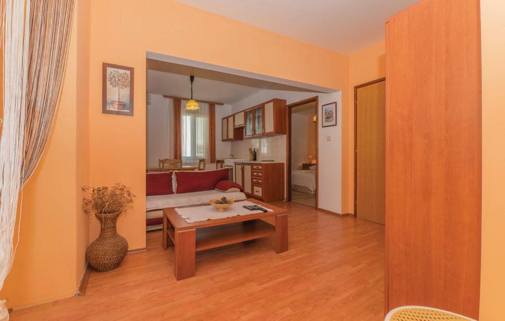 Apartment Diana - Great Location, Cosy 2 Bedroom, 2 Bathroom Apt 쿠클리차 외부 사진